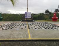 La Armada Nacional interceptó embarcación con 400 kilogramos de marihuana aproximadamente