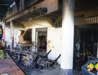 Bomberos voluntarios atendieron incendio estructural en la calle 5á por el sector de la curva