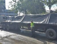 Recuperan tractocamión cargado con cobre