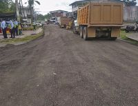 Los trabajos de rehabilitación de la autopista Simón Bolívar en el tramo San Luis - Sena, iniciaron con el fresado de 8 cm para adecuar antigua vía por el cementerio