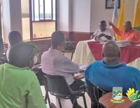 El Secretario de Educación dio respuestas a requerimientos de la junta directiva del Sutev en Buenaventura
