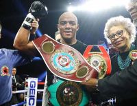El boxeador bonaverense Óscar Rivas noquea a Bryant Jennings en el último asalto y se convirtió en Campeón Mundial de los pesos pesados