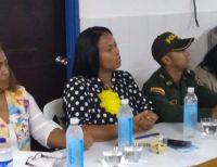 La alcaldesa Maby Viera escuchó a los trabajadores de la ESE Luis Ablanque de la Plata y citó a junta extraordinaria para analizar situación de la entidad