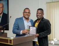 Concejo Distrital de Buenaventura le realizó homenaje al preparador de reinas Williams Perlaza