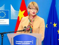La Secretaria General del Servicio Europeo de Acción Exterior, Helga Schmid, está de visita en Colombia