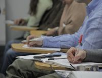 Gobierno amplía plazo hasta el 4 de junio para que servidores públicos de municipios más afectados por el conflicto en el Valle accedan a becas de estudios de la ESAP