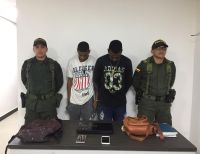 Cárcel para dos hombres que asaltaron a ciudadanos en un centro comercial en Buenaventura