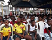 Mas de 900 niños y niñas disfrutaron del programa "Cine al Barrio" en El Bolívar, Eucarístico y en Córdoba durante el fin de semana