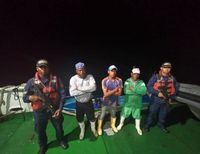 Asegurados tres hombres que al parecer pescaban especies marinas en peligro de extinción