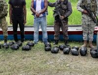Fiscalía, Armada y Ejército incautan embarcación con base de coca de alta pureza en López de Micay, Cauca