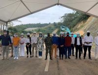 El alcalde Distrital, Víctor Vidal, acompañó el inicio de obras para terminar construcción de la segunda calzada en un tramo entre Loboguerrero y Buga