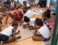 En Buenaventura los niños aprendieron sobre sus derechos y bailaron con Mambrú
