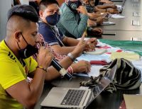 La Alcaldía Distrital de Buenaventura revisa el cumplimiento de compromisos con comunidades indígenas