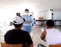 La Secretaría de Salud realizó jornada de atención médica a migrantes y colombianos privados de la libertad en la estación de Guardacostas del Pacífico