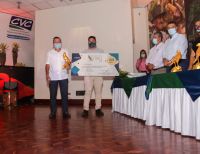 Las estatuillas del Halcón de Oro 2021 se quedaron en las manos de las comunidades organizadas