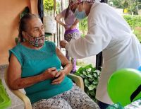 Llamado en el Valle del Cauca a mayores de 50 años para que accedan a dosis de refuerzo contra el COVID-19