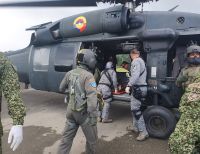 La Armada de Colombia brindó asistencia humanitaria a indígena Wounaan herido por artefacto explosivo improvisado en Chocó
