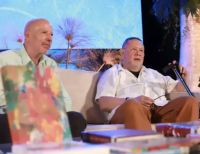 Explorar la literatura gay me salvó la vida, dice el escritor Jaime Manrique, quien maravilló al público del Festival Oiga Mire Lea
