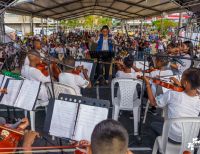 Niños, niñas y jóvenes de Buenaventura demostraron sus aptitudes musicales en el Estallido Cultural por la Paz y por la Vida