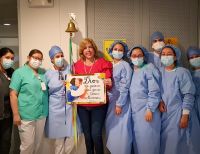 Gobernadora del Valle, Clara Luz Roldán, tocó la campana de la victoria en su batalla contra el Cáncer