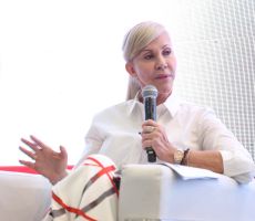 “El Gobierno Nacional debe responder a la ofensiva terrorista en el Valle y el Pacífico, y militarizar”: Dilian Francisca Toro