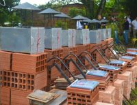 Estufas ecoeficientes y paneles solares fueron entregados en zona rural de Buenaventura