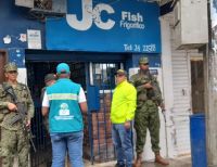 El Establecimiento Público Ambiental y la Policía Ambiental impulsan acciones contra la pesca y su comercialización ilegal en Buenaventura