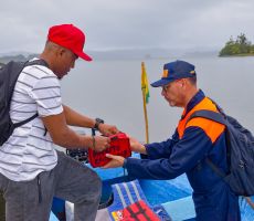 En zona rural de Buenaventura, la Dimar matricula 26 embarcaciones menores