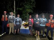 La Armada de Colombia salva a cinco pescadores en aguas de Chocó luego de estar 3 horas a la deriva