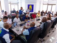 Buenaventura: La Unidad Nacional para la Gestión del Riesgo de Desastres asumió el compromiso para culminar obra del estadio Marino Klinger Salazar