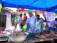 En Buenaventura se fortalecen los lazos campo-ciudad con exitoso Mercado Campesino