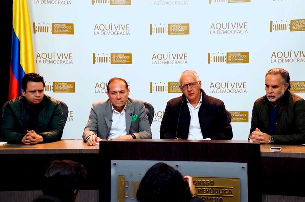 Gobierno radicó nuevamente Consulta Popular en el Senado, esta vez con 16 preguntas, cuatro de salud