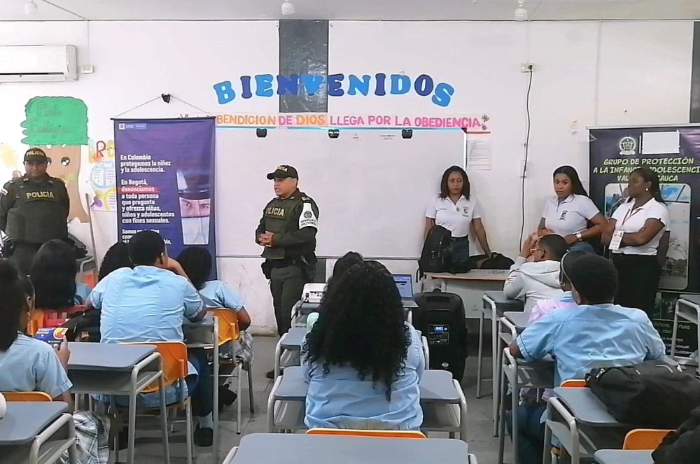 Jóvenes de la IE Termarit en Buenaventura reciben formación en liderazgo, salud mental y prevención del embarazo adolescente