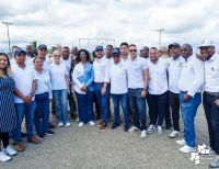 La Gobernación del Valle inauguró en Buenaventura tres nuevas canchas deportivas para promover la paz