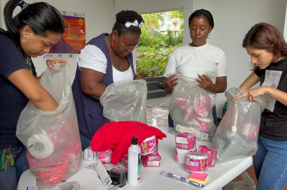Buenaventura entrega kits de apoyo a mujeres sobrevivientes de Violencias Basadas en Género