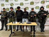 Judicializados dos hombres sorprendidos con armas y explosivos en Buenaventura
