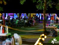 Buenaventura dio inicio a la temporada decembrina con el encendido oficial de su alumbrado navide&ntilde;o