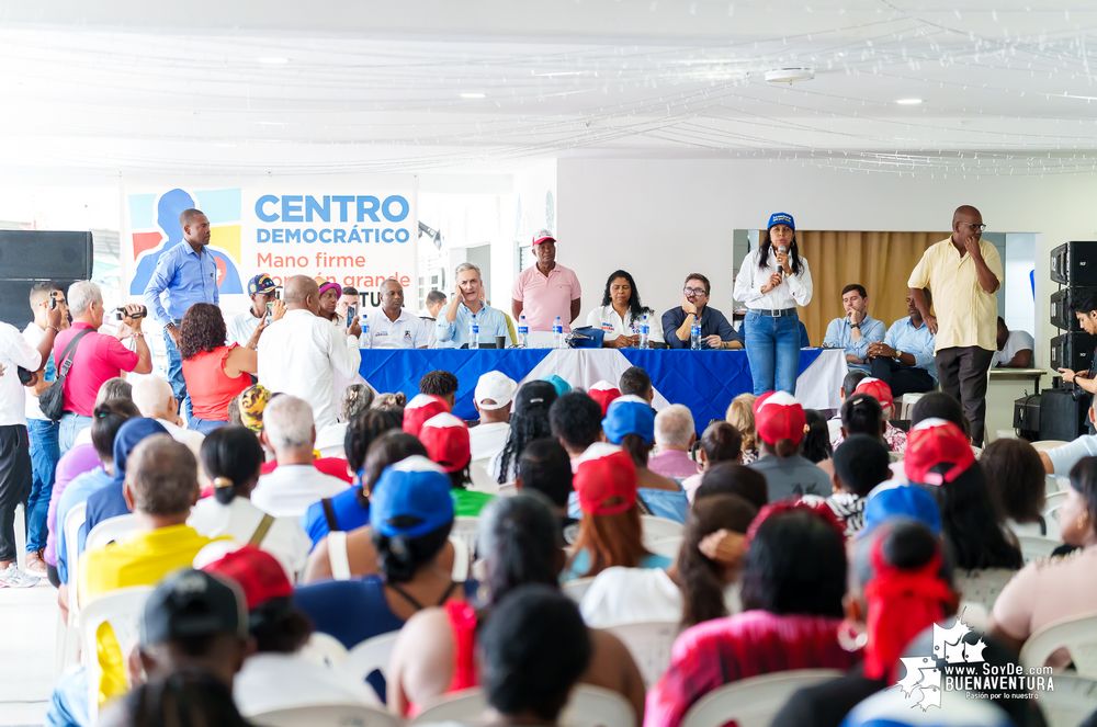 Mal tiempo impidi&oacute; visita de &Aacute;lvaro Uribe y Paloma Valencia del Centro Democr&aacute;tico a Buenaventura