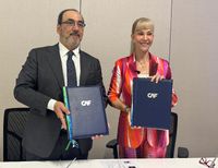 La Gobernadora del Valle obtiene respaldo de la CAF para el Tren de Cercan&iacute;as y proyectos sostenibles