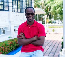 Bryan Mina: de la violencia en el barrio La Nueva Colombia en Buenaventura a protagonista en la pantalla internacional