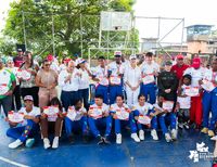 La Gobernaci&oacute;n e Inderbuenaventura reconocen a deportistas y semilleros del Distrito