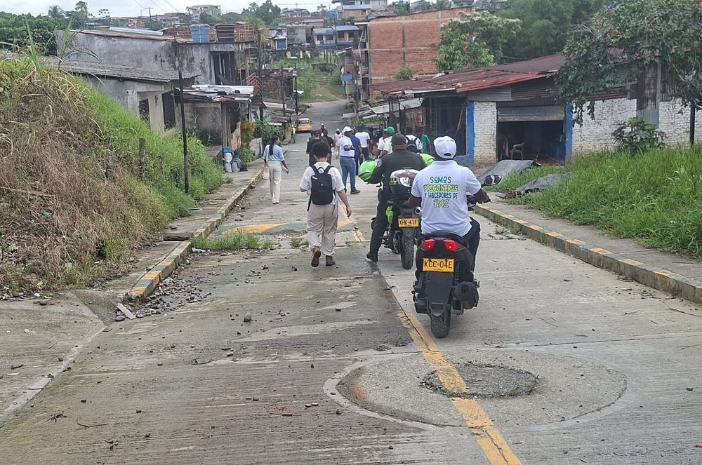 El Gobierno nacional recorre comunas 10 y 12 de Buenaventura en el marco del proyecto Ecobarrios de Paz