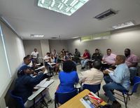 Autoridades y comunidades establecen mesa de di&aacute;logo para garantizar la movilidad regional