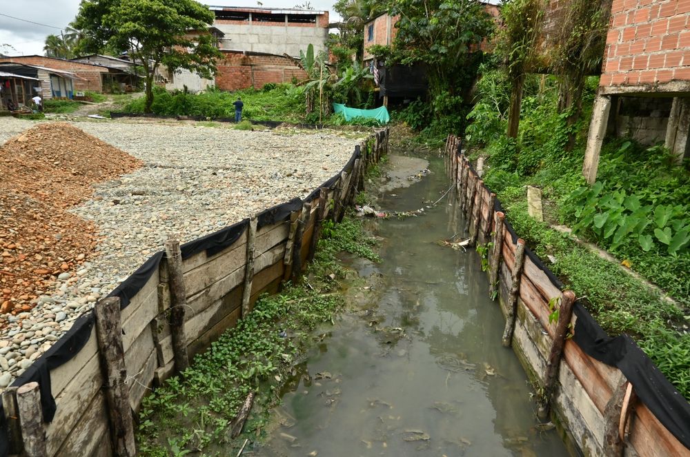 La UNGRD destin&oacute; $ 10 mil millones para reducir el riesgo de inundaciones en quince barrios de Buenaventura