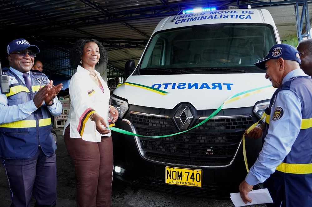 Buenaventura estrena su primera unidad m&oacute;vil de criminal&iacute;stica para la Secretar&iacute;a de Tr&aacute;nsito tras casi cinco d&eacute;cadas