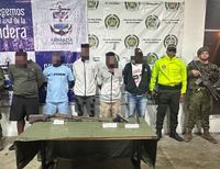 Polic&iacute;a captura a seis personas y aprehende a dos menores en operativos contra estructuras criminales en Buenaventura