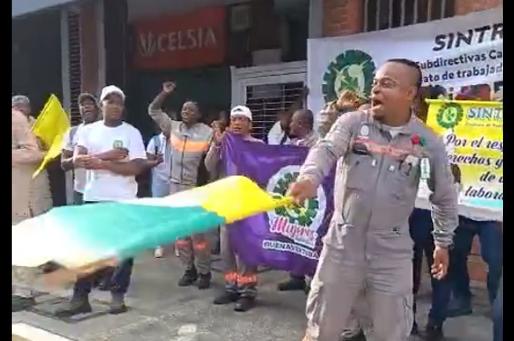 Trabajadores de Celsia en Buenaventura protestan por precariedad laboral y contratos de corta duraci&oacute;n
