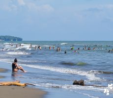 Juanchaco, Ladrilleros  y La Barra reciben a turistas en Semana Santa 2026 con alta ocupaci&oacute;n y rica oferta natural