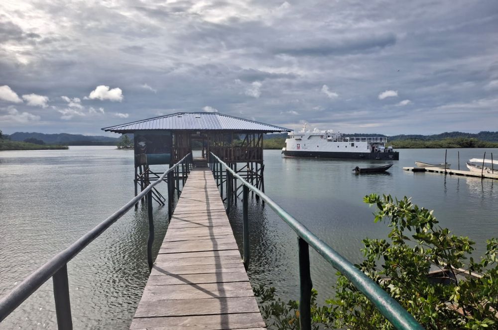El Buque Hospital Benkos Bioh&oacute; lleva atenci&oacute;n m&eacute;dica a comunidades del Archipi&eacute;lago de La Plata, Bah&iacute;a M&aacute;laga en Buenaventura
