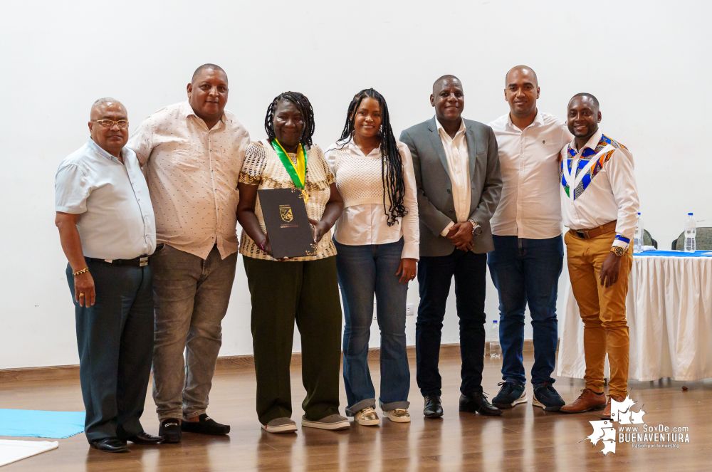 Buenaventura exalta el legado de Mary Grueso Romero con la Medalla al M&eacute;rito Roberto Lozano Batalla